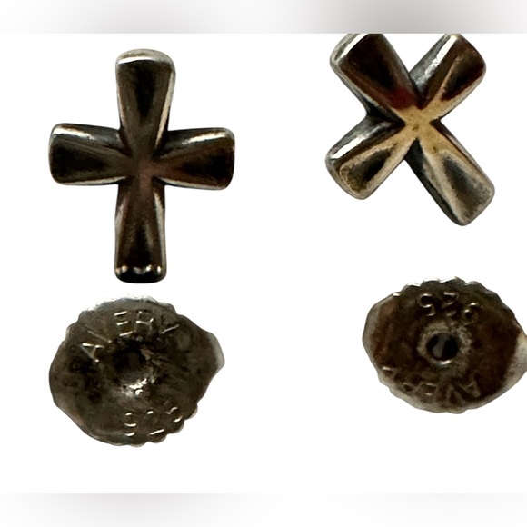 James  Avery Silver Cross Stud Earrings - Picture 2 of 2